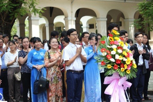 Thành phố Hồ Chí Minh dẫn đầu các đoàn dự thi cuộc thi Olympic 30/4 (ảnh: trường Lê Hồng Phong)