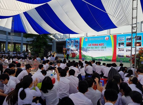 Lễ bế giảng năm học 2017 - 2018 của Trường trung học phổ thông Gia Định sáng ngày 25/5 (ảnh: P.L)