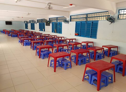 Một trong số các phòng ăn trưa của học sinh bán trú tại Trường An Lạc 3 (ảnh: P.L)
