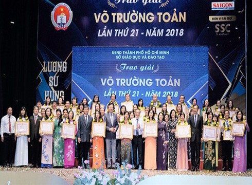 Lễ trao giải thưởng Võ Trường Toản năm 2018 (ảnh: SGGP)