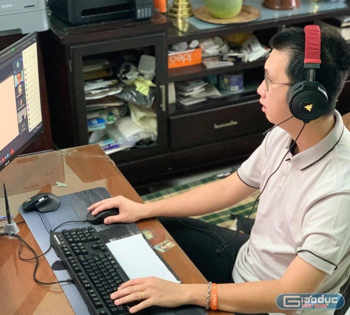 Giáo viên Thành phố Hồ Chí Minh kết nối trực tuyến với học sinh hôm 1/9 vừa qua (ảnh: CTV)