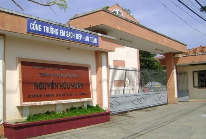 Trường trung học phổ thông Nguyễn Hữu Huân, thành phố Thủ Đức, TPHCM (ảnh minh họa: tieudung.vn)