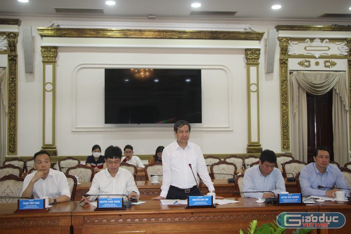 Bộ trưởng Nguyễn Kim Sơn phát biểu kết luận buổi làm việc (ảnh: P.L)