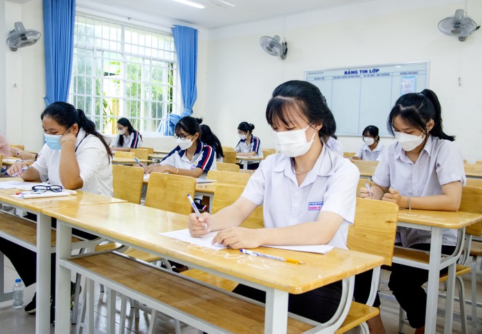 Thí sinh tỉnh Bà Rịa - Vũng Tàu tham dự kỳ thi tốt nghiệp trung học phổ thông năm 2022 (ảnh minh họa: Báo Bà Rịa -Vũng Tàu)