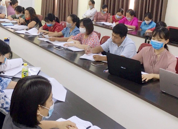 Giáo viên trung học phổ thông tham dự “Hội nghị công tác giáo viên chủ nhiệm’’ năm học 2021-2022. (Ảnh: Sở Giáo dục và Đào tạo Tuyên Quang).