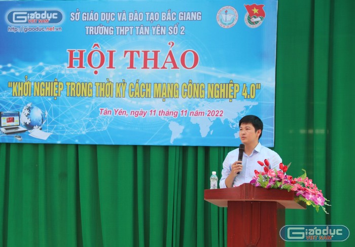 Thầy Trịnh Văn Quỳnh - Phó Hiệu trưởng Trường Trung học phổ thông Tân Yên số 2 hy vọng thầy cô và học sinh nhà trường sẽ vận dụng những bài học qua buổi hội thảo vào thực tiễn.