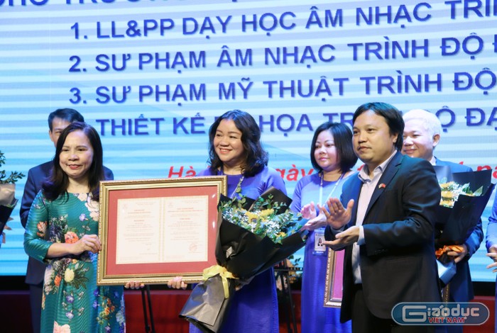 Các ngành nhận chứng nhận kiểm định chất lượng gồm: Ngành Sư phạm Âm nhạc, Sư phạm Mỹ thuật, Thiết kế đồ họa - trình độ đại học; ngành Lý luận và phương pháp dạy học Âm nhạc - trình độ thạc sĩ.