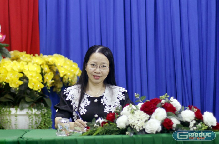 Cô Đặng Thị Thanh Lam - Phó Hiệu trưởng Trường Trung học cơ sở Bình Chuẩn 2 chia sẻ về những nỗi lo của nhà trường khi triển khai chương trình giáo dục phổ thông 2018.
