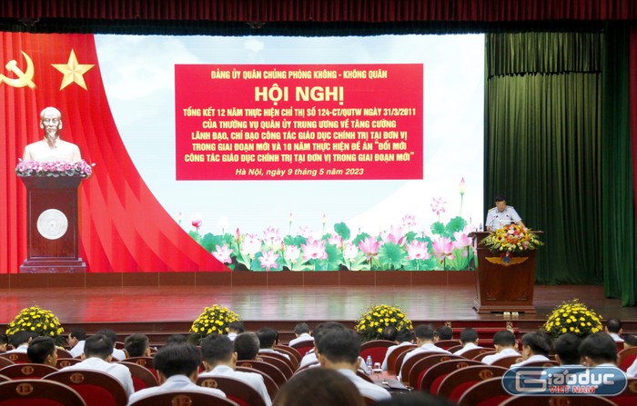 Toàn cảnh hội nghị.