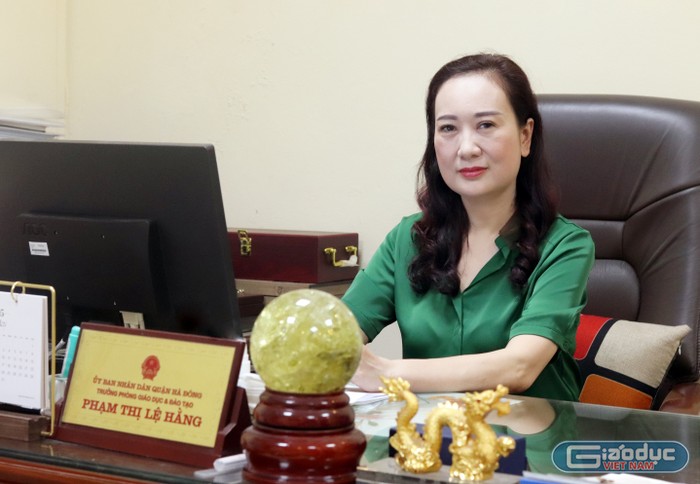 Bà Phạm Thị Lệ Hằng - Trưởng phòng Giáo dục và Đào tạo quận Hà Đông (Hà Nội). Ảnh: Ngân Chi.