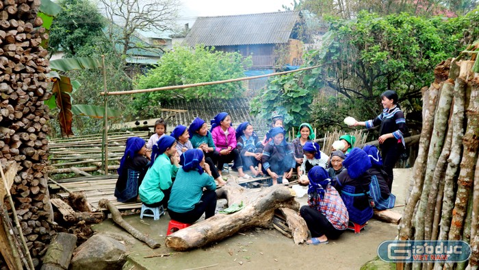 Công tác thực hiện vận động người tham gia vẫn còn gặp nhiều khó khăn, nguyên nhân chủ yếu do Lào Cai là tỉnh vùng cao biên giới, với đặc thù người dân tộc thiểu số chiếm hơn 66% dân số toàn tỉnh. Ảnh minh họa: Hướng Dương.