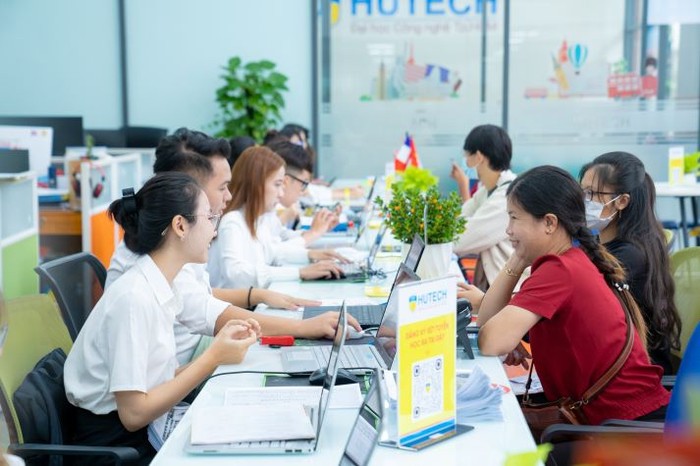 Năm 2024, HUTECH dự kiến tuyển sinh 12.500 chỉ tiêu trình độ đại học chính quy theo 4 phương thức xét tuyển. Ảnh: HUTECH.