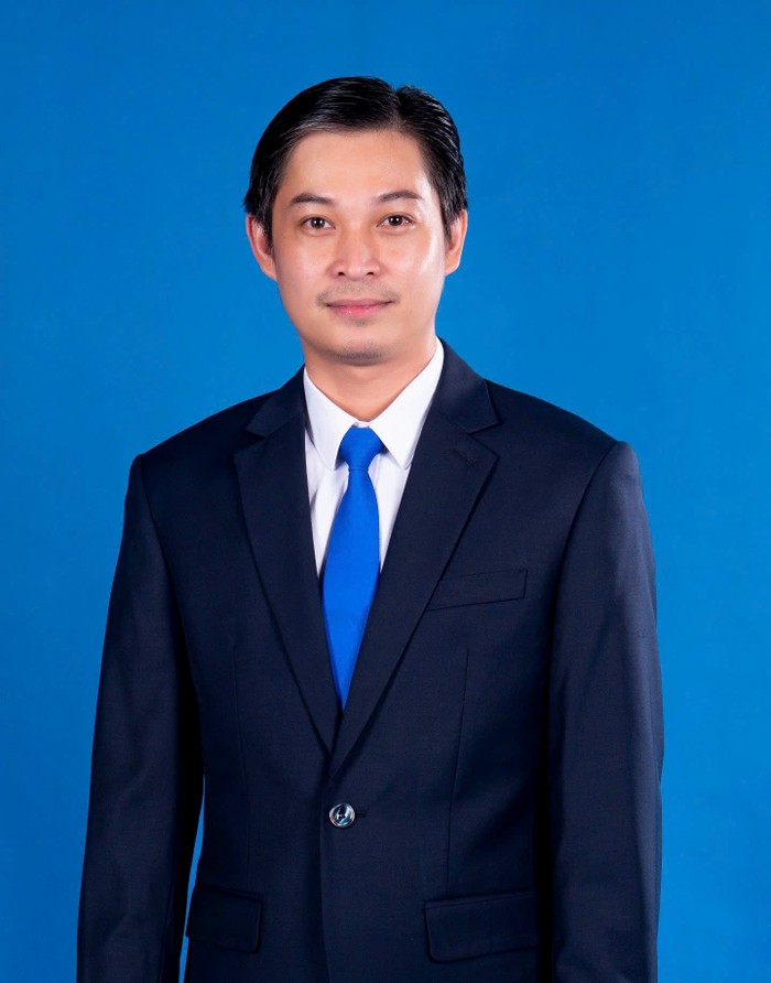 Thầy Vinh.jpg