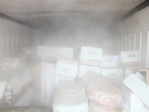 Khối lượng lớn thịt thối này được vận chuyển từ Hà Nội vào TP.HCM để tiêu thụ.