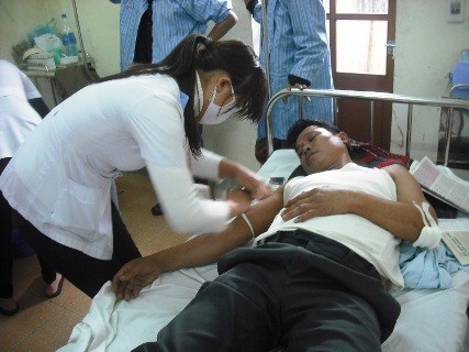 Ông Hòa đang điều trị tại bệnh viên Quân khu 4