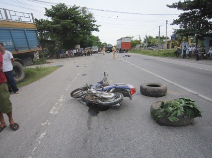 Hiện trường vụ tai nạn khiến Trung uý Khánh tử vong