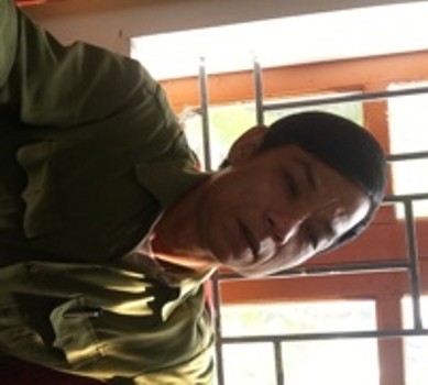 Sử dụng bằng giả vì không thi đậu tốt nghiệp THPT nhưng ông Ngô Trí Khoa - Phó trưởng công an xã Hạnh Lâm vẫn nghiễm nhiên học xong một lớp trung cấp