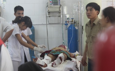 3 nạn nhân của vụ nổ đang được cấp cứu tại Bệnh viện Đa khoa huyện Nghi Lộc