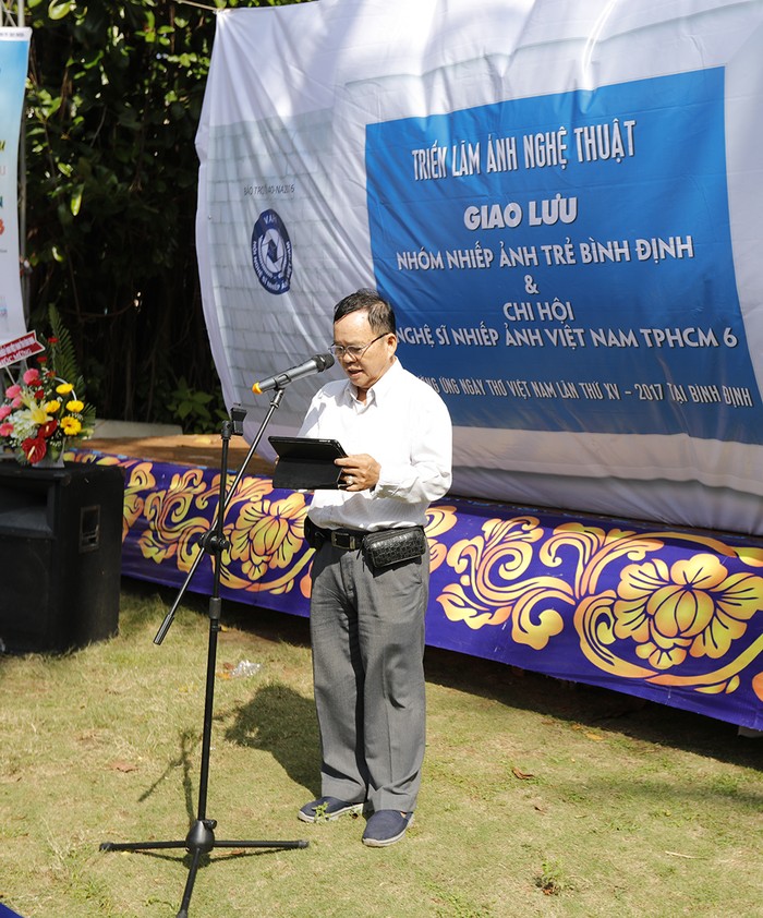 Ông Nguyễn Ngọc Bảo – Chi hội trưởng Chi hội Nghệ sĩ nhiếp ảnh Việt Nam Thành phố Hồ Chí Minh 6 phát biểu.