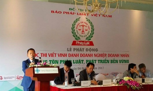 Tới dự và phát động cuộc thi, Tiến sĩ Đào Văn Hội, Tổng biên tập Báo Pháp luật Việt Nam, Trưởng Ban tổ chức kêu gọi sự chung tay của các nhà báo, các nhà tài trợ để cuộc thi thành công tốt đẹp. (Ảnh: Phapluatplus.vn)