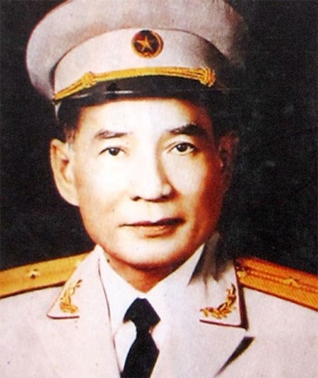 Thiếu tướng Võ Bẩm.