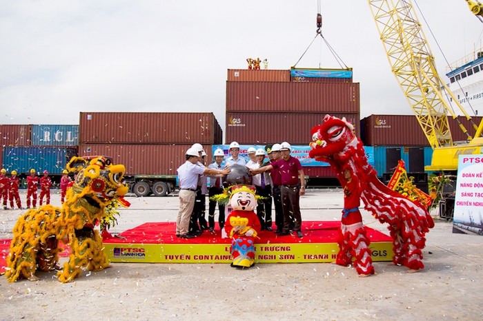 Lễ khai trương tuyến vận tải hàng container nội địa từ Cảng Nghi Sơn đi Cảng Bến Nghé (Thành phố Hồ Chí Minh)