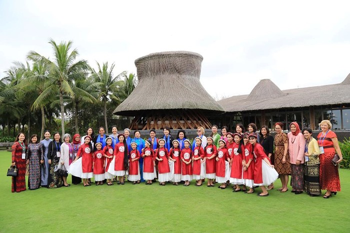 Các Đệ nhất Phu nhân rất hài lòng với không gian di sản Naman Retreat