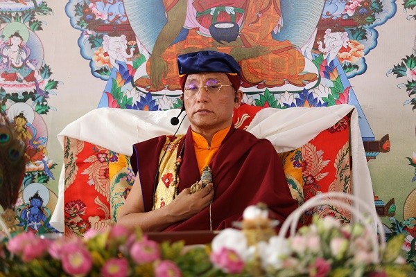 Đức Gyalwang Drukpa tại chùa Thiên Quang, Bình Dương