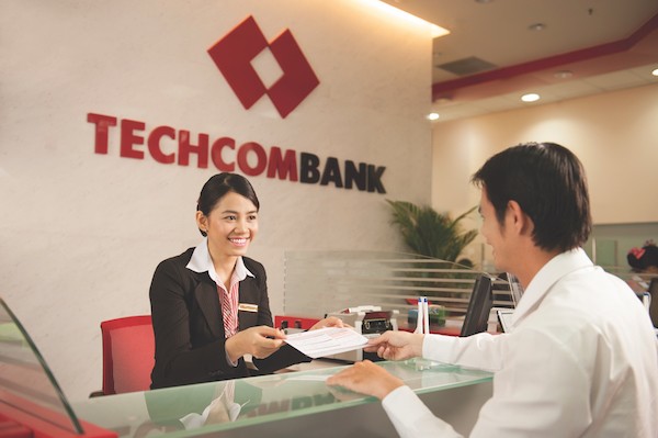 Moody’s và S&amp;P đồng loạt nâng hạng tín nhiệm của Techcombank