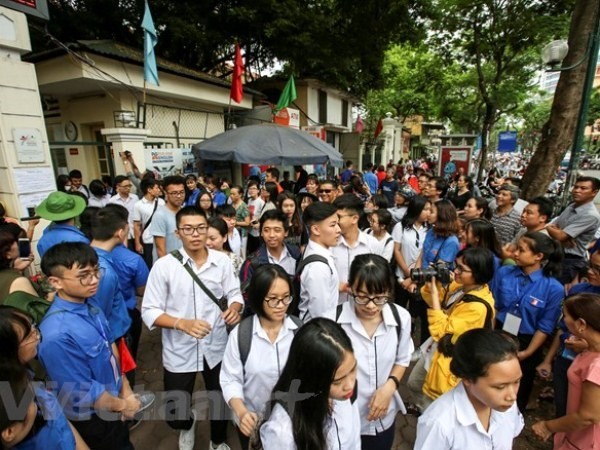 Thí sinh dự thi trung học phổ thông quốc gia. (Ảnh: Lê Minh Sơn/Vietnam+)