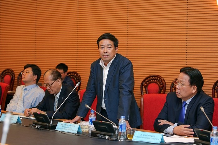 Thành viên Hội đồng thành viên PVN - ông Phạm Xuân Cảnh phát biểu tại tọa đàm.