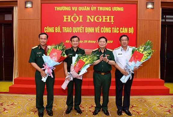 Công bố, trao quyết định của Thủ tướng bổ nhiệm lãnh đạo Bộ Quốc phòng ảnh 1