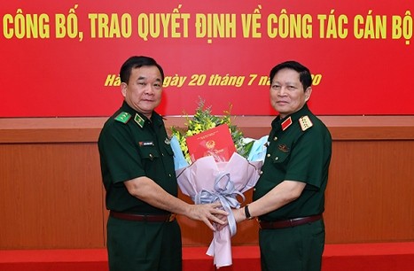 Công bố, trao quyết định của Thủ tướng bổ nhiệm lãnh đạo Bộ Quốc phòng ảnh 4