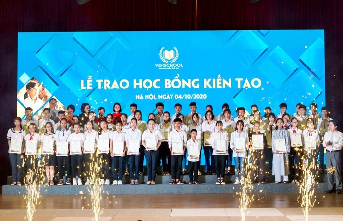 68 học sinh xuất sắc được lựa chọn vinh dự tham gia Lễ trao Học bổng Kiến tạo tại Vinschool.