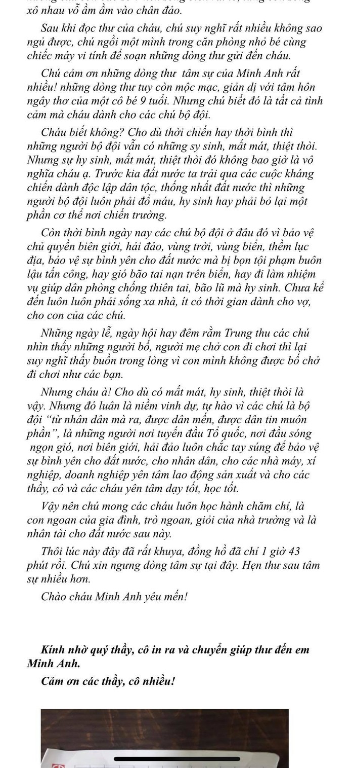 Tâm thư hồi âm của quân nhân trên đảo Bạch Long Vĩ gửi tới Minh Anh. (Ảnh: C.K.A)