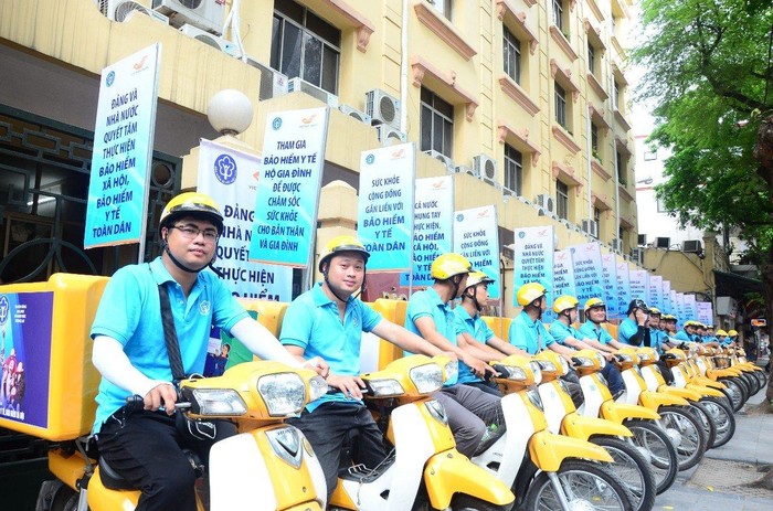 Bảo hiểm xã hội Việt Nam tổ chức Lễ ra quân hưởng ứng ngày Bảo hiểm y tế Việt Nam - tuyên truyền, vận động người dân tham gia Bảo hiểm xã hội tự nguyện, Bảo hiểm y tế hộ gia đình.