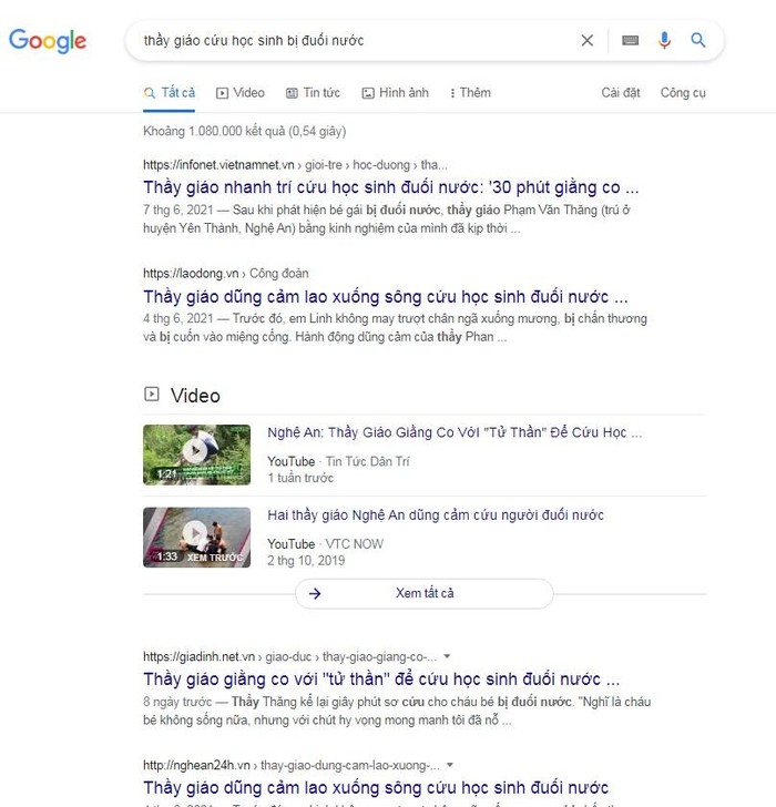 Ảnh chụp màn hình kết quả tìm kiếm trên google cụm từ “thầy giáo cứu học sinh bị đuối nước”.