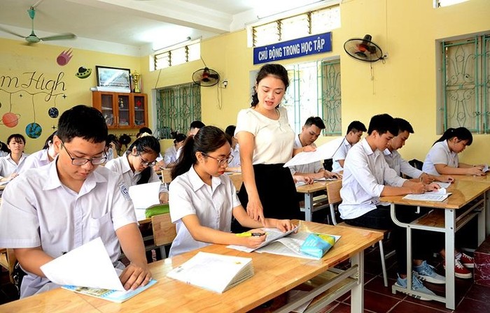 Vấn đề quan trọng nhất mà phụ huynh và học sinh cần làm là tránh áp lực, căng thẳng quá trước khi bước vào kỳ thi. (Ảnh: Báo Tuyên Quang)