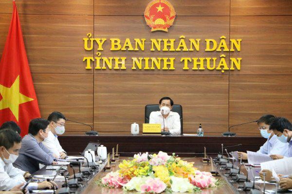 Ông Phan Tấn Cảnh – Phó Chủ tịch Uỷ ban nhân dân tỉnh Ninh Thuận phát biểu tại buổi làm việc.