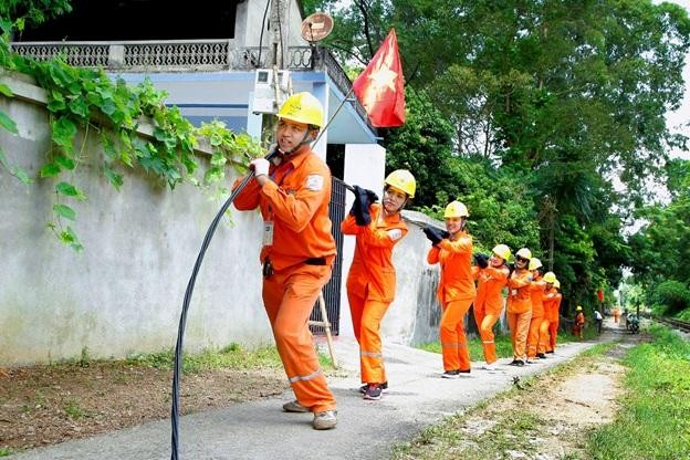 EVNNPC nỗ lực thực hiện đầu tư đưa điện về nông thôn, miền núi và hải đảo