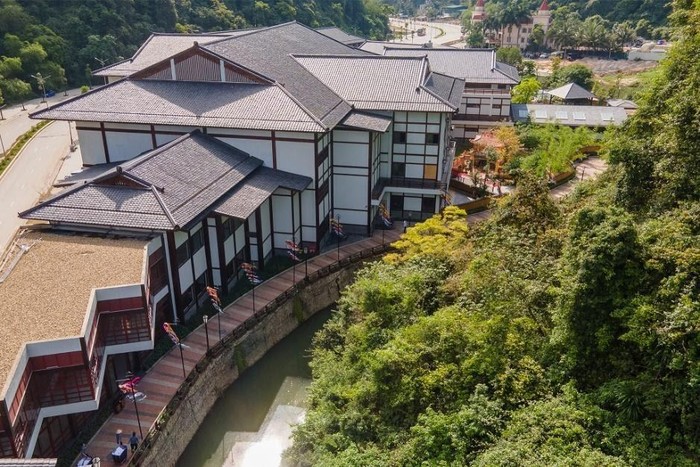 Yoko Onsen Quang Hanh