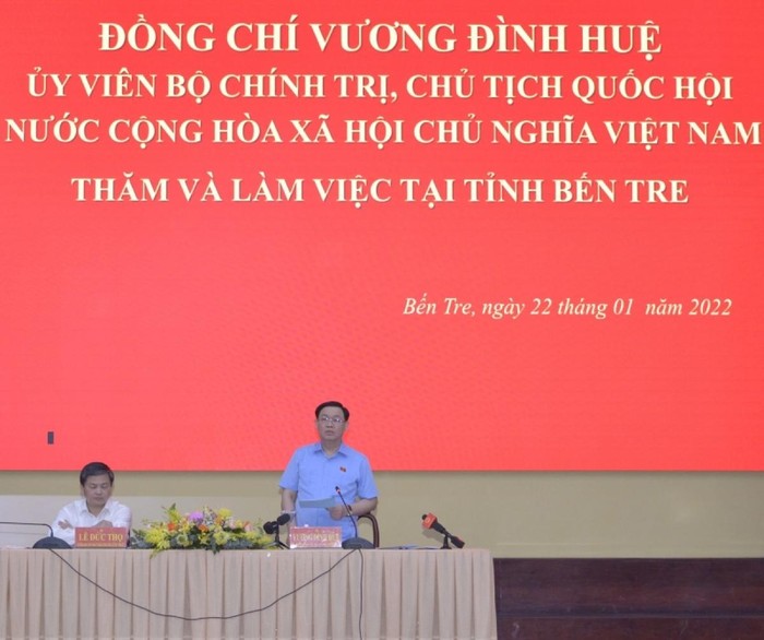 Chủ tịch Quốc hội Vương Đình Huệ làm việc với Ban Thường vụ Tỉnh ủy Bến Tre.