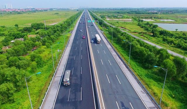 Phấn đấu đến năm 2025, có 3.000km đường bộ cao tốc (Ảnh: Baochinhphu.vn)