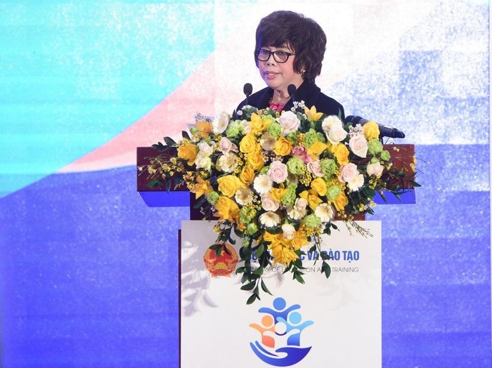 Bà Thái Hương đề xuất xây dựng Luật Dinh dưỡng học đường tại sự kiện lễ công bố Chương trình Sức khỏe học đường giai đoạn 2021-2025.