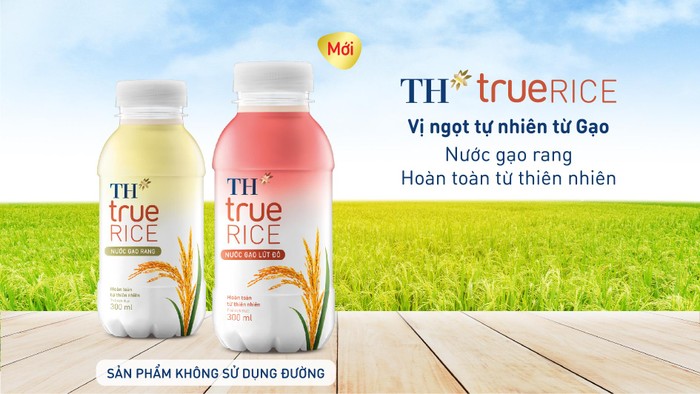 Sản phẩm Nước gạo TH true RICE được sản xuất từ nguồn nguyên liệu gạo Japonica do TH trồng tại Thái Bình. Ảnh: Trình Tô