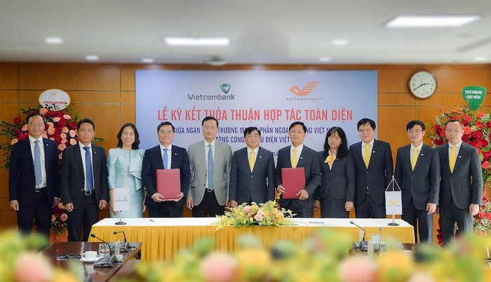 Thỏa thuận hợp tác giữa Vietcombank và Vietnam Post là tiền đề cho định hướng hợp tác lâu dài, giúp hai bên phát huy tối đa thế mạnh mỗi bên.