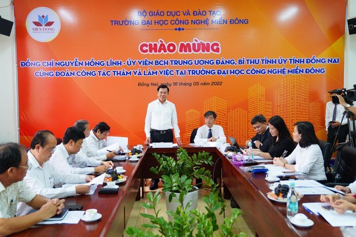 Đồng chí Nguyễn Hồng Lĩnh, Ủy viên Ban Chấp Hành Trung ương Đảng, Bí thư Tỉnh ủy Đồng Nai chủ trì đoàn công tác đến thăm và làm việc tại Trường Đại học Công nghệ Miền Đông