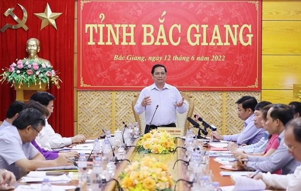 Thủ tướng Phạm Minh Chính kết luận buổi làm việc với lãnh đạo chủ chốt tỉnh Bắc Giang. (Ảnh: Dương Giang/TTXVN)