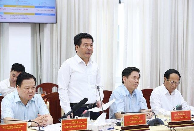 Bộ trưởng Nguyễn Hồng Diên phát biểu tại buổi làm việc. Ảnh: VGP/Nhật Bắc