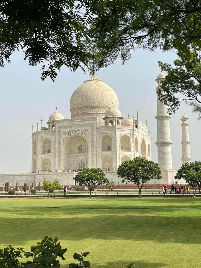Ngôi đền Taj Mahal nổi tiếng của Ấn Độ